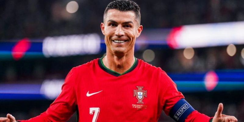 CF Là Vị Trí Nào Trên Sân F8BET? Vai Trò Và Huyền Thoại Bóng Đá - CLYVO.BLOG